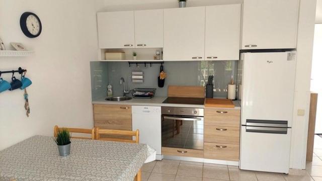 Pinezici Apartman Niccole Exteriör bild