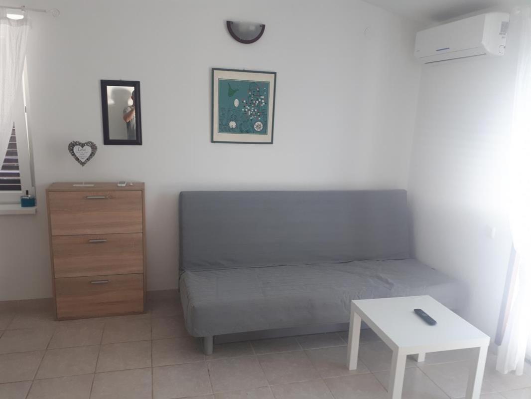 Pinezici Apartman Niccole Exteriör bild