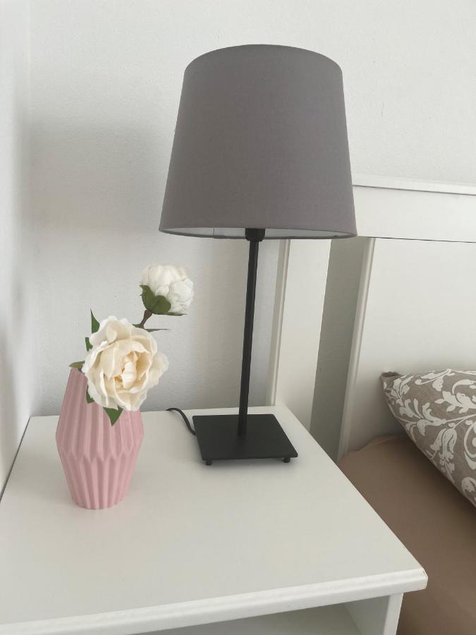 Pinezici Apartman Niccole Exteriör bild