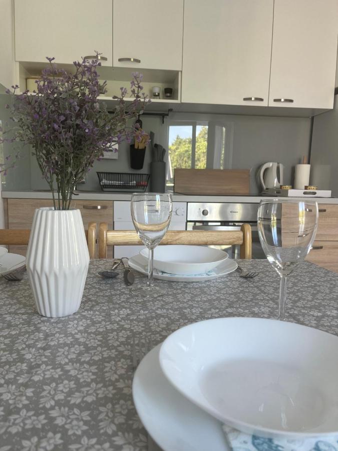 Pinezici Apartman Niccole Exteriör bild