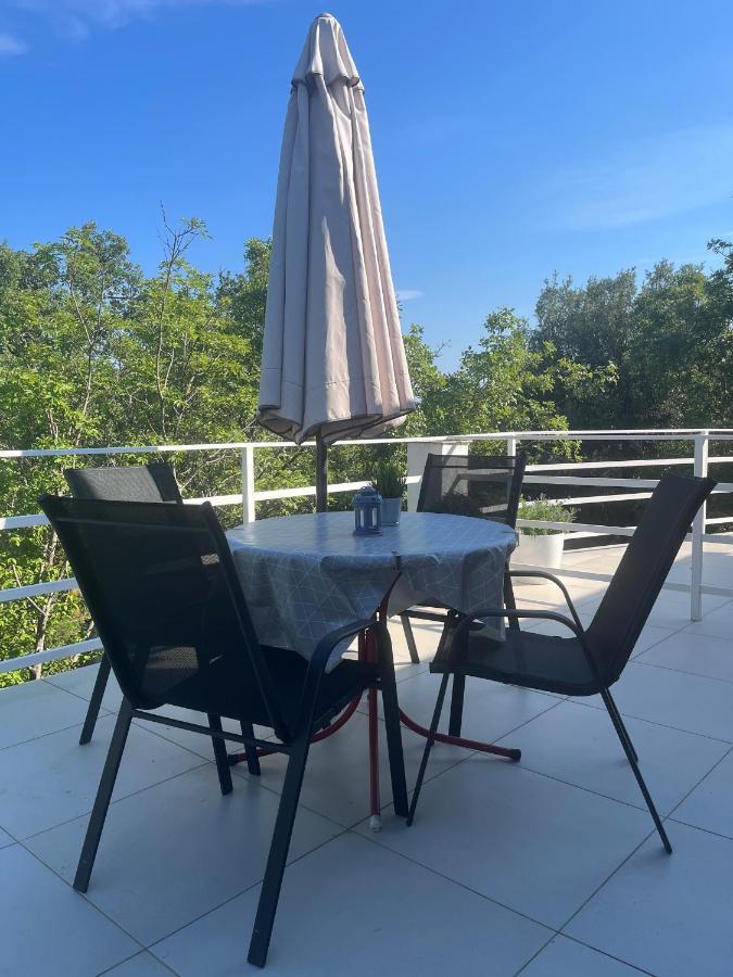 Pinezici Apartman Niccole Exteriör bild