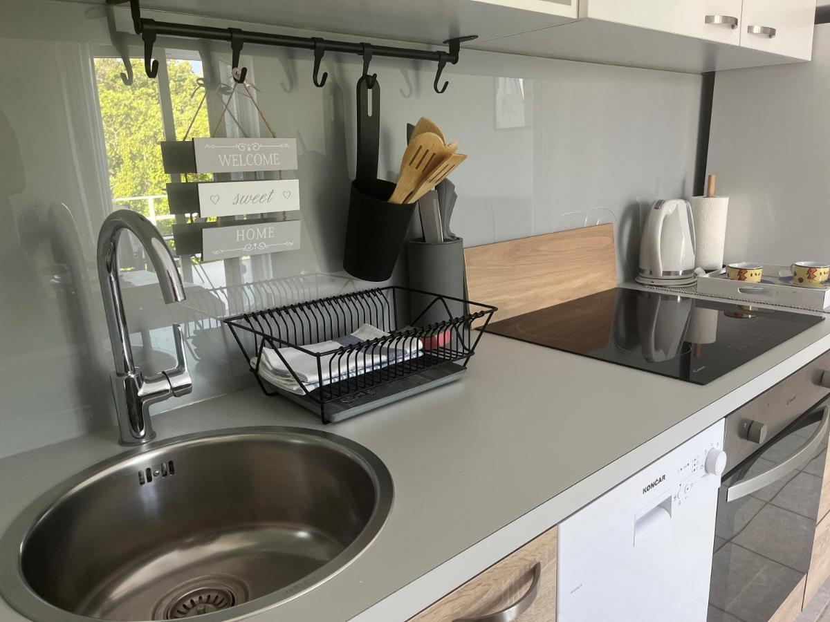 Pinezici Apartman Niccole Exteriör bild
